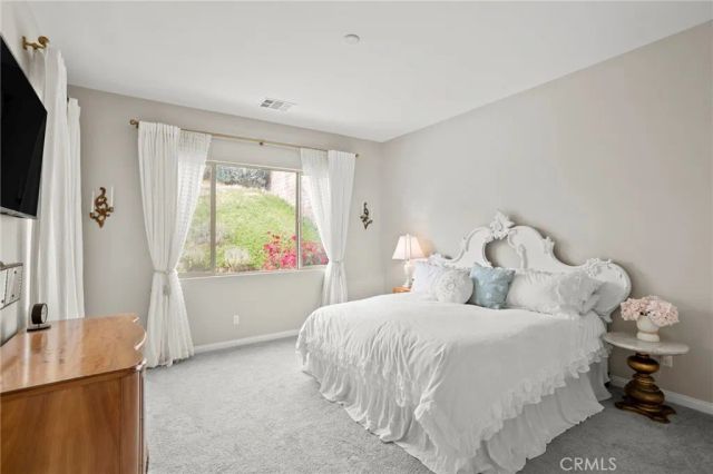 11976 Discovery Ct, Corona, CA 92883