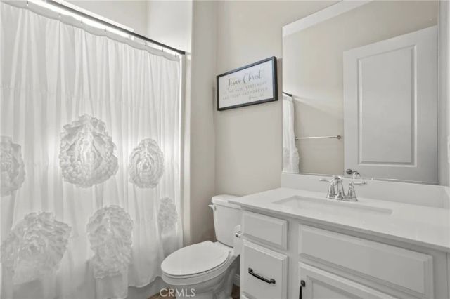 11976 Discovery Ct, Corona, CA 92883