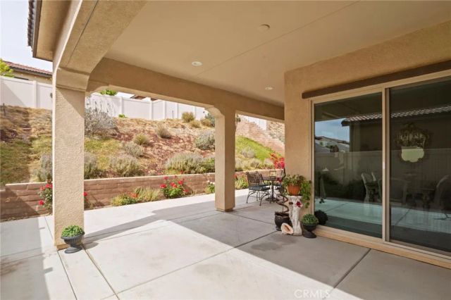 11976 Discovery Ct, Corona, CA 92883
