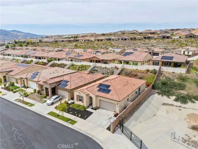 11976 Discovery Ct, Corona, CA 92883