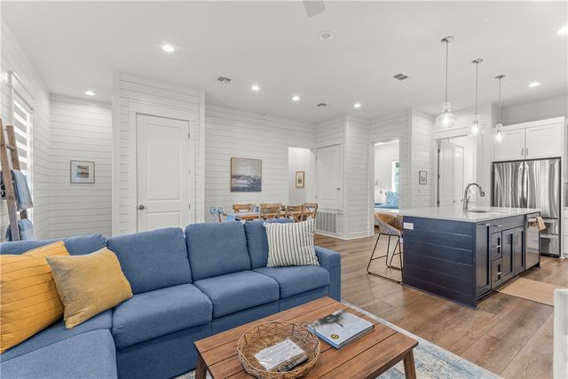 168 Spanish Dagger Lane, Port Aransas, TX 78373