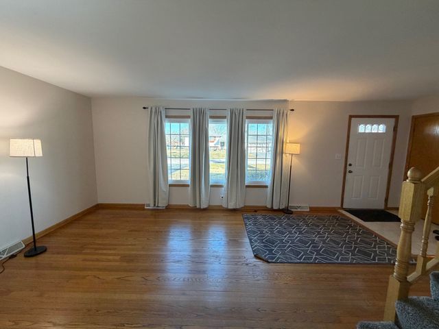 254 Willow Street, Frankfort, IL 60423