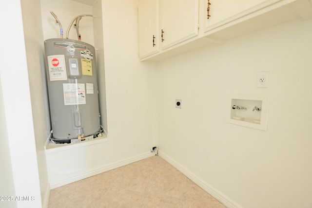 2547 W NARANJA Avenue, Mesa, AZ 85202