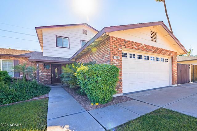 2547 W NARANJA Avenue, Mesa, AZ 85202