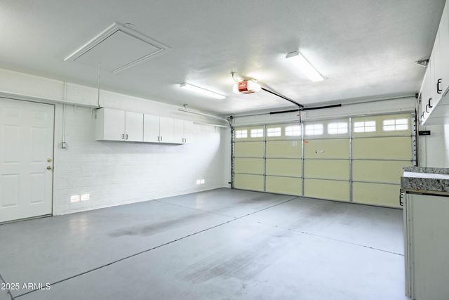 2547 W NARANJA Avenue, Mesa, AZ 85202