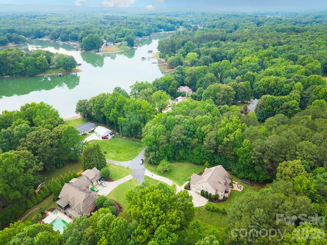 4266 Barbrick Street, Sherrills Ford, NC 28673