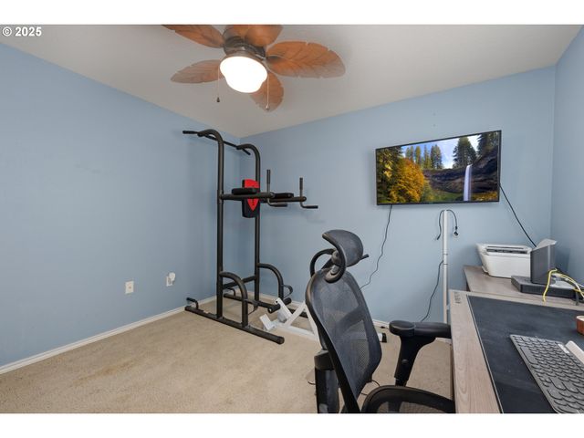 18104 Se 23RD St, Vancouver, WA 98683