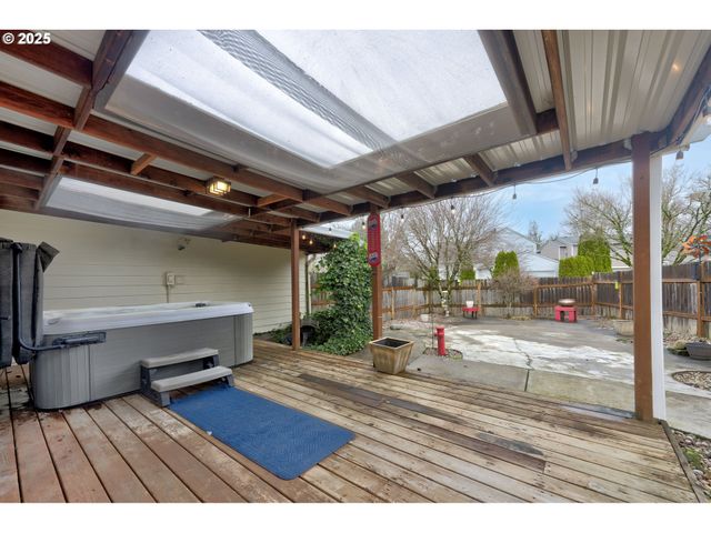 18104 Se 23RD St, Vancouver, WA 98683