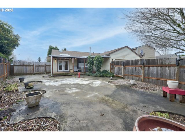 18104 Se 23RD St, Vancouver, WA 98683