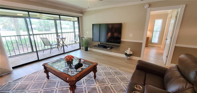 6110 COUNTRY CLUB WAY 201, Sarasota, FL 34243