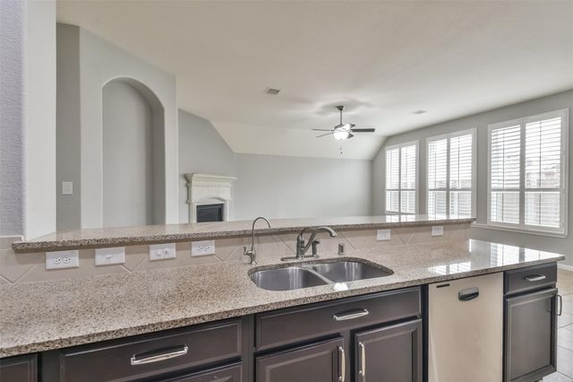 13222 Edison Trace Lane, Tomball, TX 77377