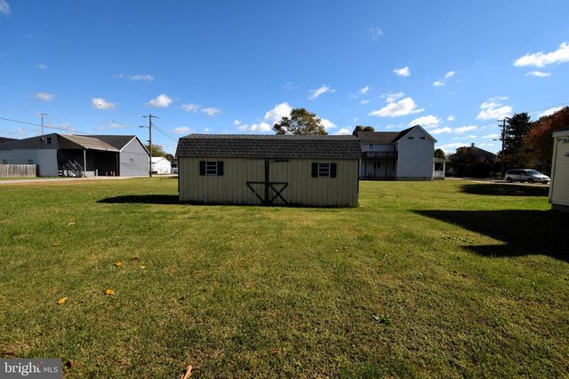 310 WALNUT ST, Bridgeville, DE 19933