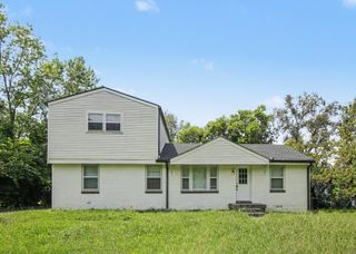 4911 Pearson Pl, Nashville, TN 37211