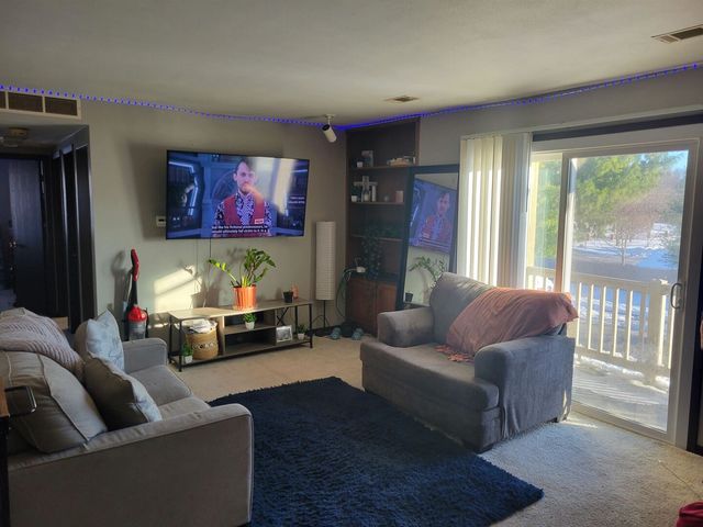 1249 48th Ave Avenue 19, East Moline, IL 61244