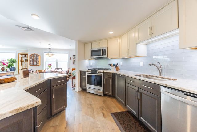 2075 Lafayette Rd Unit A23, Portsmouth, NH 03801