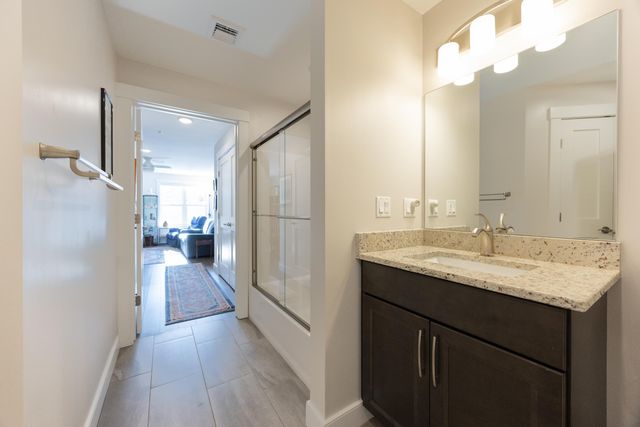 2075 Lafayette Rd Unit A23, Portsmouth, NH 03801