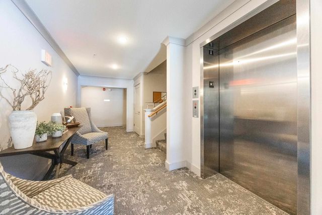 2075 Lafayette Rd Unit A23, Portsmouth, NH 03801