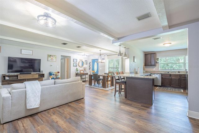 10921 COUNTY ROAD 209, Oxford, FL 34484