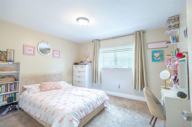 10921 COUNTY ROAD 209, Oxford, FL 34484