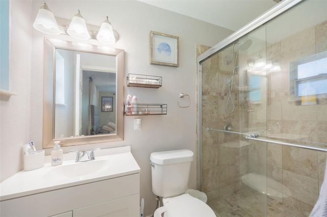 10921 COUNTY ROAD 209, Oxford, FL 34484