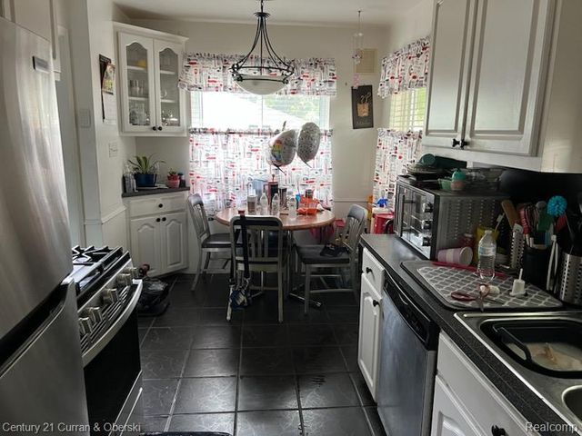 20500 Braile Street, Detroit, MI 48219