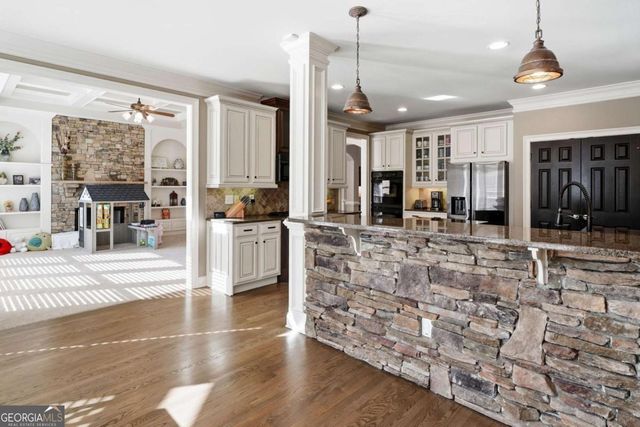 205 Gold Point Place, Canton, GA 30114