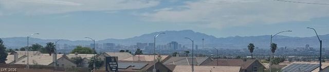 6729 Drapemaster Avenue, Las Vegas, NV 89156