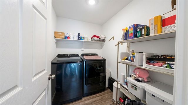 2383 S Ouachita Drive, Fayetteville, AR 72701