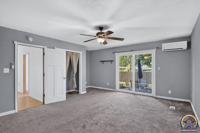 3015 SE Illinois AVE, Topeka, KS 66605