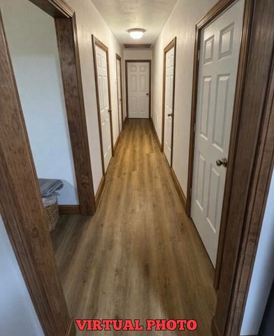 1084 Altice RD, Moneta, VA 24121