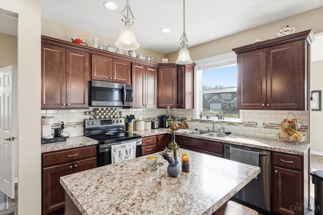 695 Miami View Trail, Union Twp, OH 45150