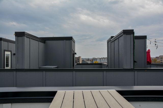 208 Gillis Street 12, Traverse City, MI 49684