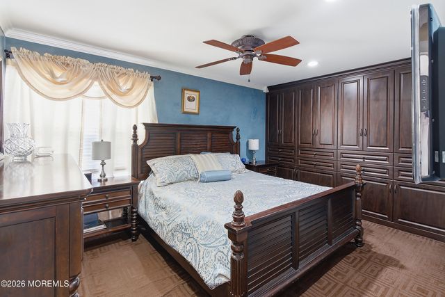 20 Cambridge Drive, Jackson, NJ 08527