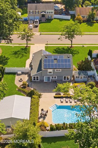 20 Cambridge Drive, Jackson, NJ 08527