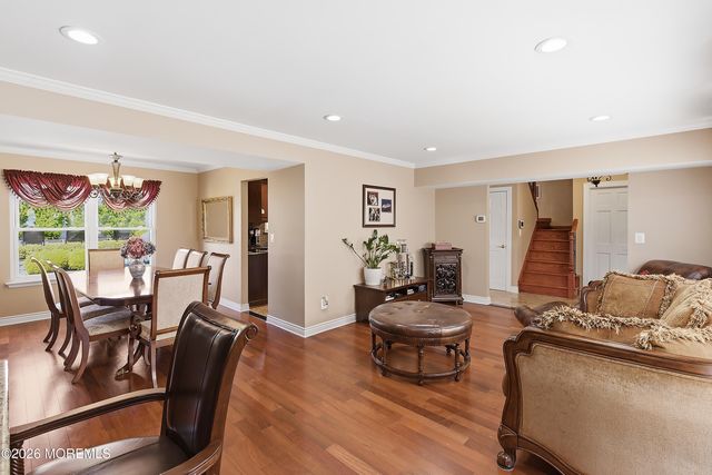 20 Cambridge Drive, Jackson, NJ 08527