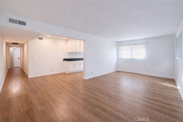 1124 W Huntington Drive 2, Arcadia, CA 91007