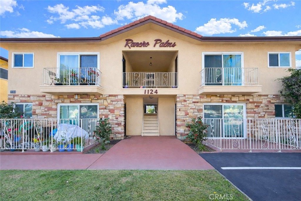 1124 W Huntington Drive 2, Arcadia, CA 91007