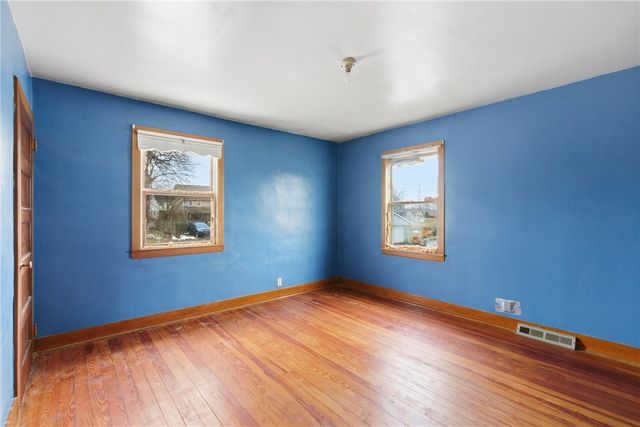 87 United Rd, Mt Pleasant Twp, PA 15666
