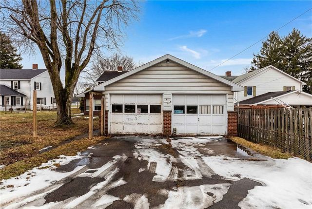 87 United Rd, Mt Pleasant Twp, PA 15666