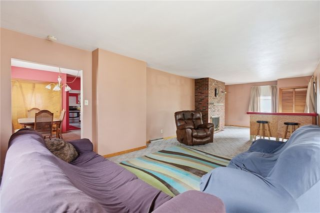 87 United Rd, Mt Pleasant Twp, PA 15666