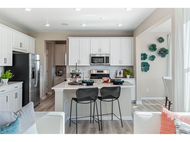 16507 W 92nd Pl, Arvada, CO 80007