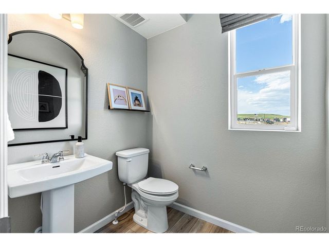 16507 W 92nd Pl, Arvada, CO 80007