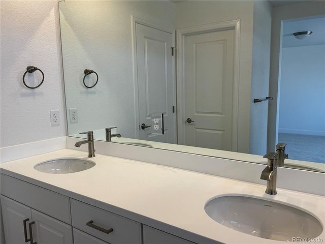 16507 W 92nd Pl, Arvada, CO 80007