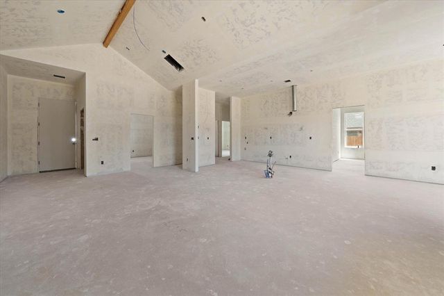 5109 Vine Cliff Road, Mustang, OK 73064