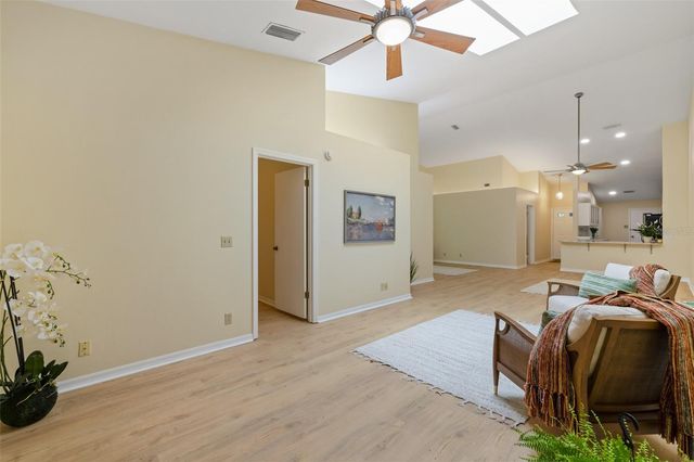 5113 SW 9TH LANE, Gainesville, FL 32607