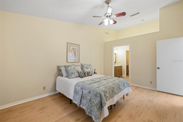 5113 SW 9TH LANE, Gainesville, FL 32607