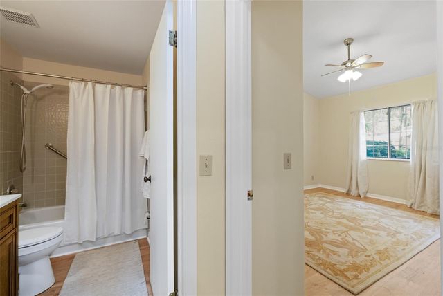 5113 SW 9TH LANE, Gainesville, FL 32607