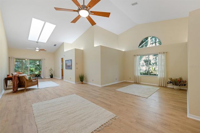 5113 SW 9TH LANE, Gainesville, FL 32607