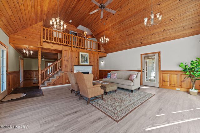 100 Goose Creek Drive, Washington, NC 27889