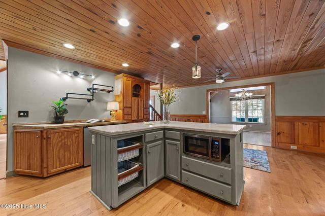 100 Goose Creek Drive, Washington, NC 27889